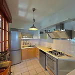 Summer House 아파트 카포텔라